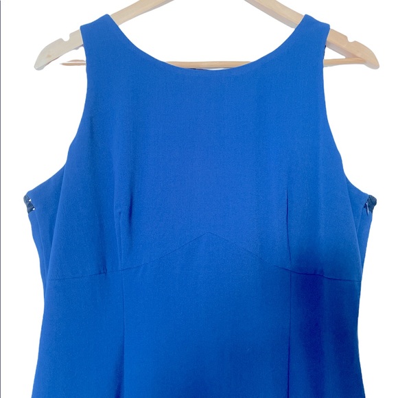 🦋 Beautiful & Sophisticated Royal Blue Dress - Picture 3 of 5